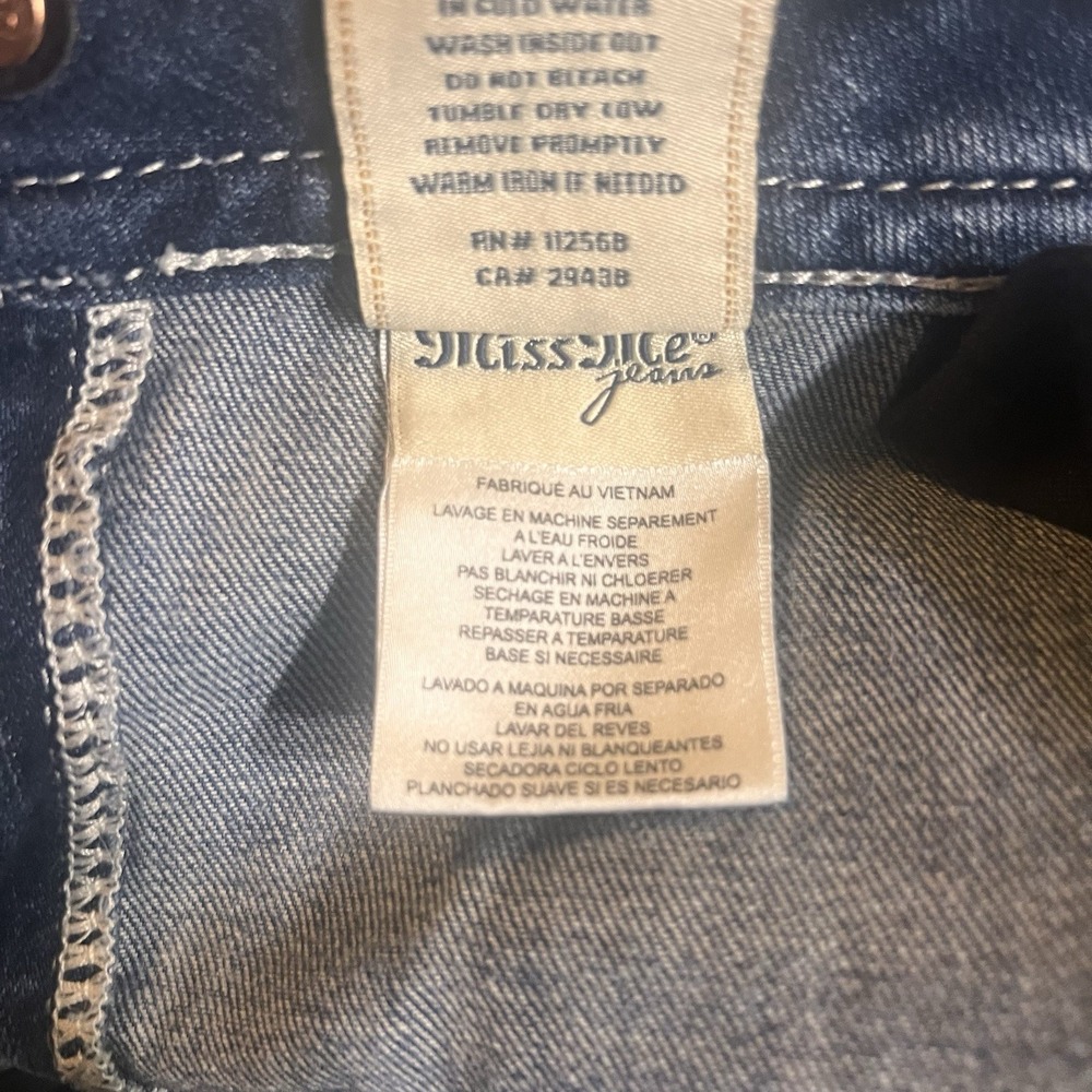 Miss Me Distressed Boyfriend Ankle Size 30 Stretchy Comfy Stylish Date Night - Picture 14 of 16